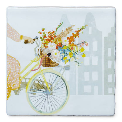 Gepersonaliseerd tegeltje met fiets en bloemenmand voor huizen