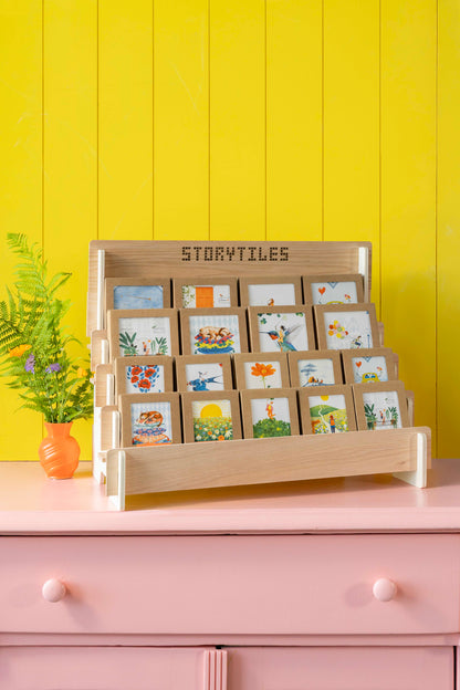 Display tiles Medium